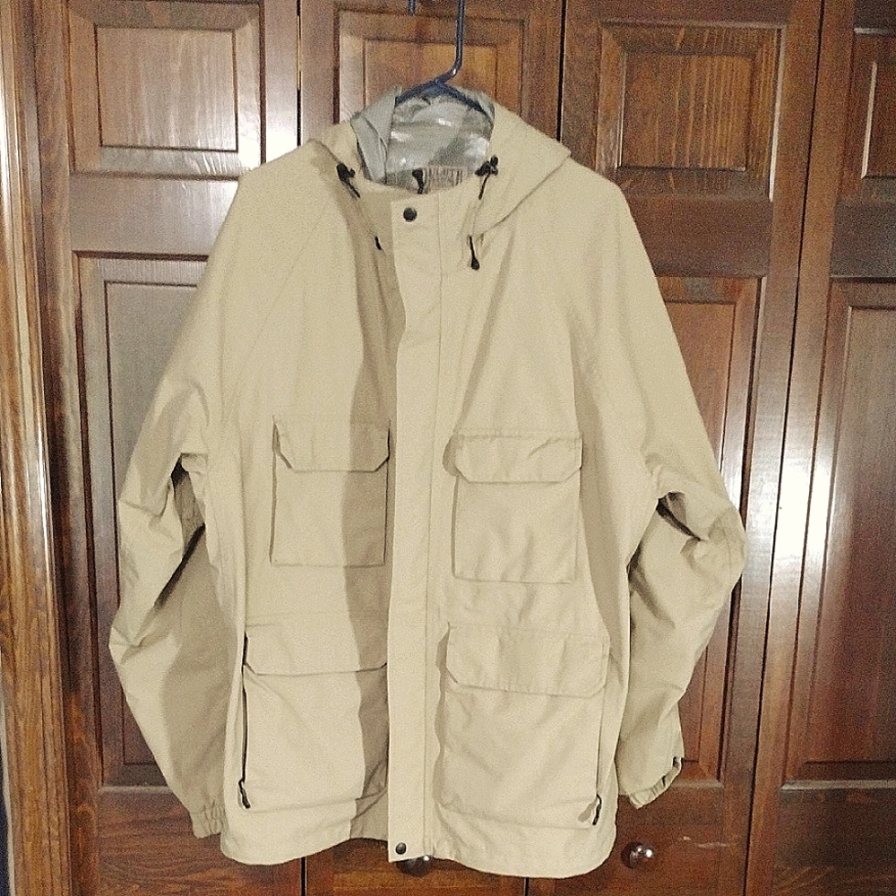2X Men's Duluth Trading Tan Raincoat Waterproof